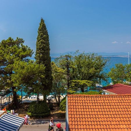 Luxury Apartments Lovorka 3 & 4***/**** Selce Exterior photo